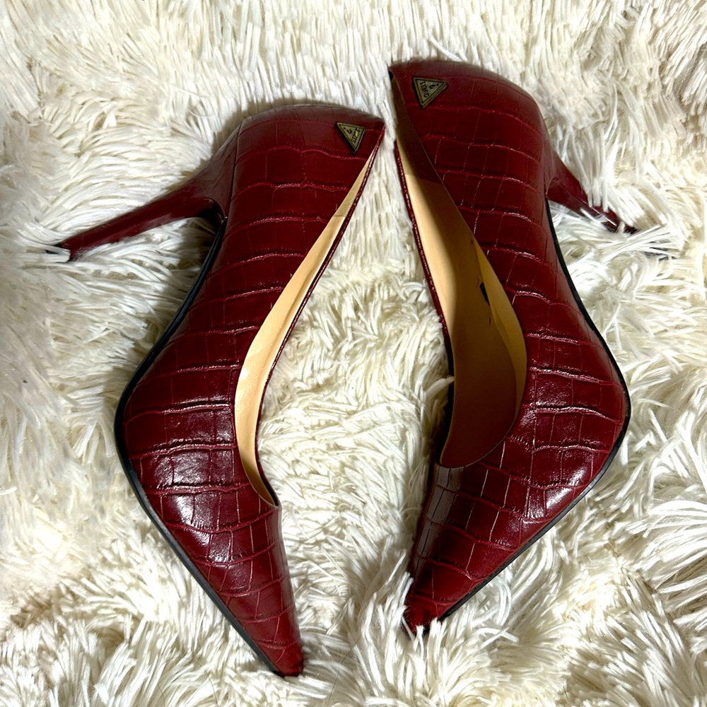 Guess burgundy croc reels